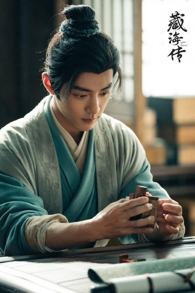 角色：既有复仇的决心也有人性的柔软AG真
