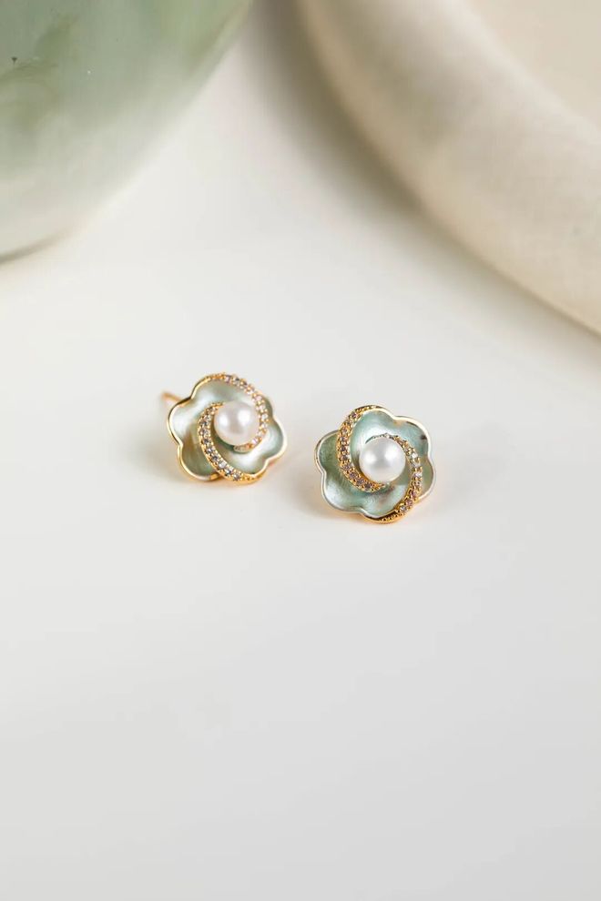 款式超美的！不挑人显贵提气质仅需39元起AG真人平台app珍珠系列来啦！20个(图3)