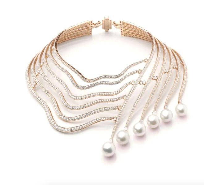 4年后再戴婚礼王冠竟有新寓意！AG真人澳门百家家乐夏琳王妃1(图6)