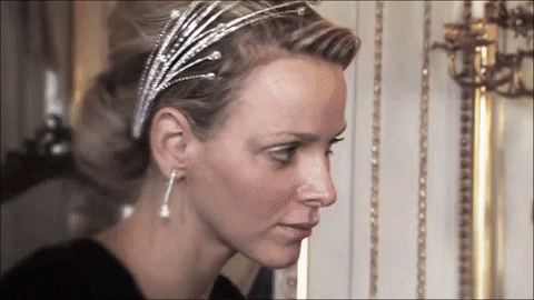 4年后再戴婚礼王冠竟有新寓意！AG真人澳门百家家乐夏琳王妃1(图5)